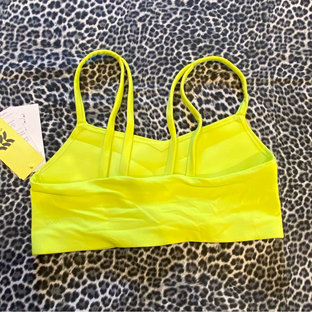 All In Motion Lime Green Leggings Sports Bra Ultra High Rise Everyday Soft NWT - Picture 11 of 15